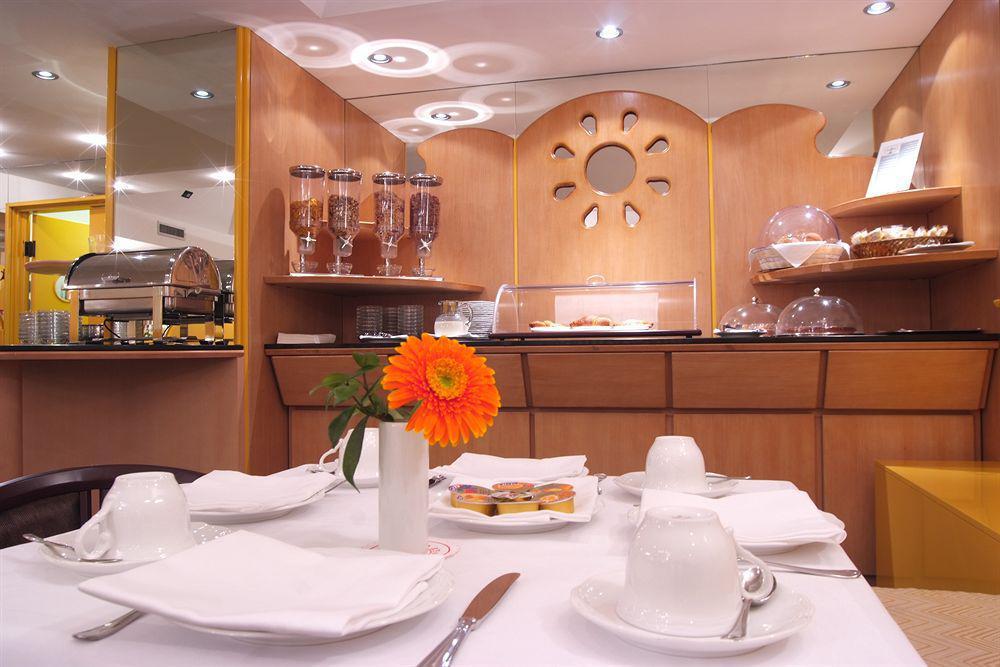 Qc Room Milano Porta Romana Екстериор снимка
